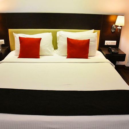 Jagrati Ananta Express Hotel Dzsaipur Kültér fotó