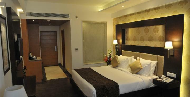 Jagrati Ananta Express Hotel Dzsaipur Kültér fotó